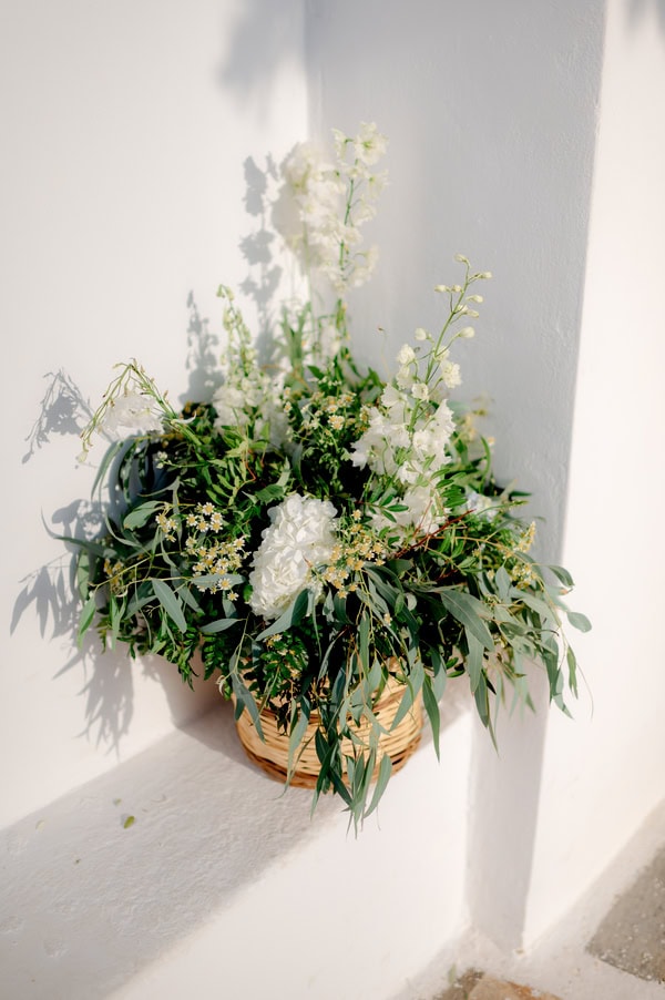 Summer Wedding Kythnos Minimal Chic Details