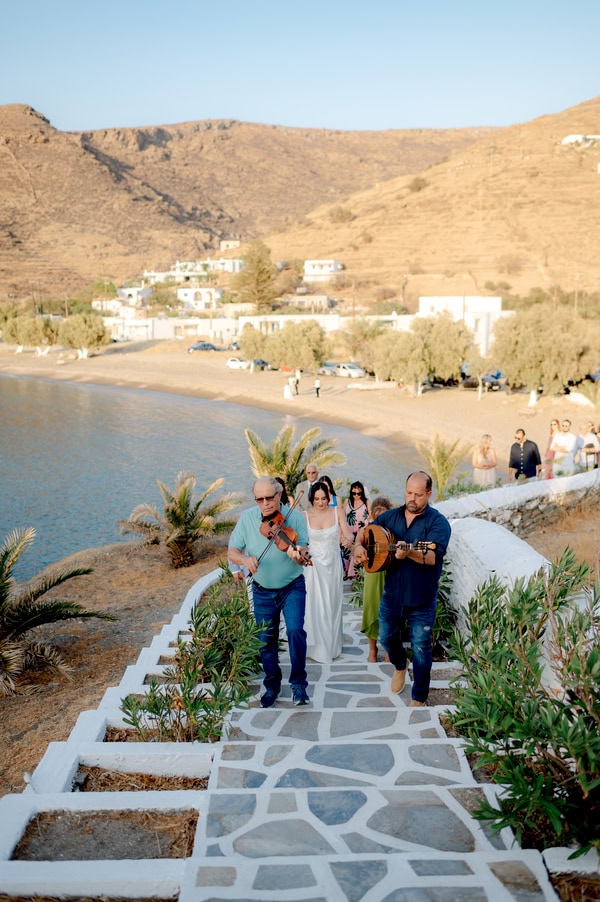 Summer Wedding Kythnos Minimal Chic Details