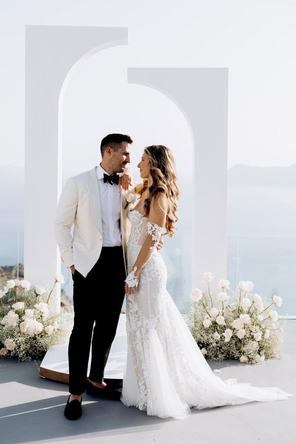 Ultra Chic Wedding Santorini White Blooms