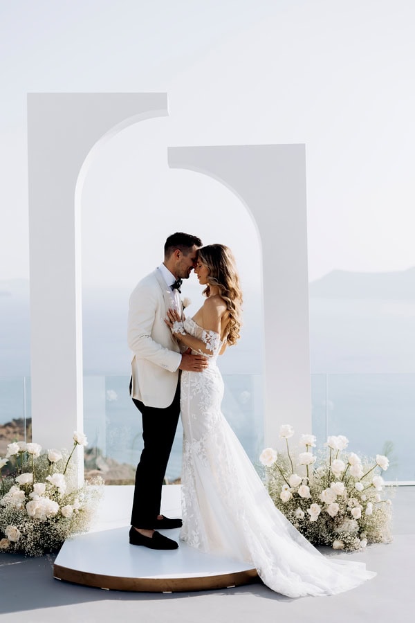 Ultra Chic Wedding Santorini White Blooms