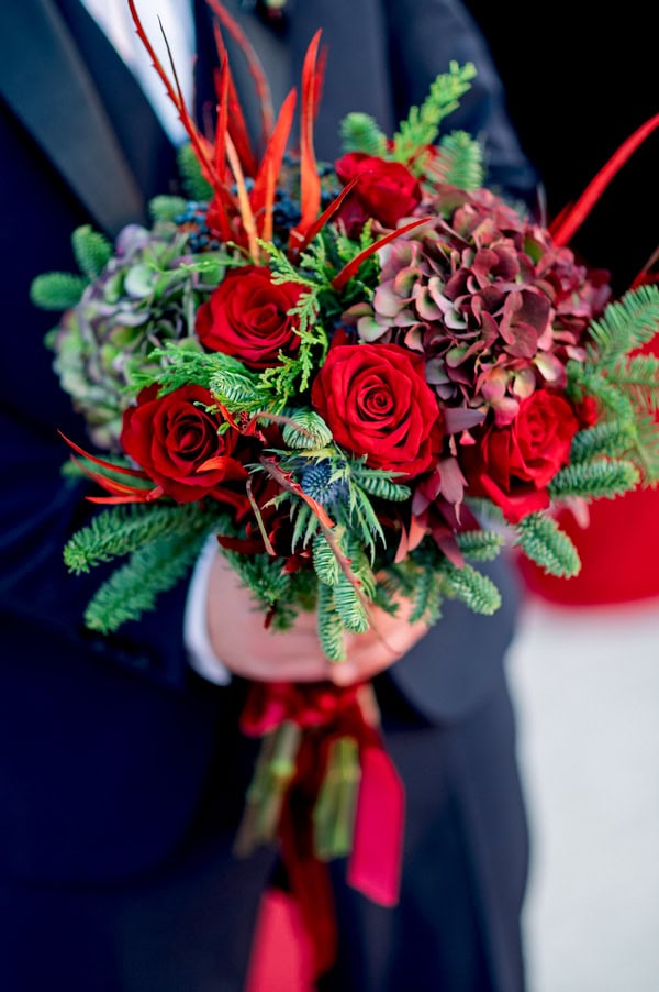 Winder Wedding Red Flowers Festive