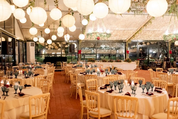 Winder Wedding Red Flowers Festive