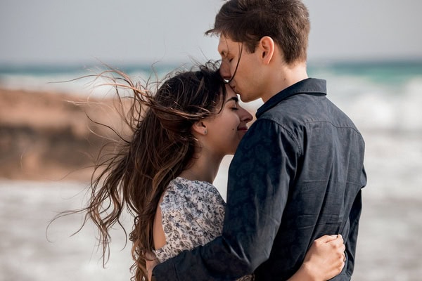 Όμορφη prewedding φωτογράφιση δίπλα στην θάλασσα | Tacchia & Andre Όμορφη prewedding φωτογράφιση δίπλα στην θάλασσα | Tacchia & Andre