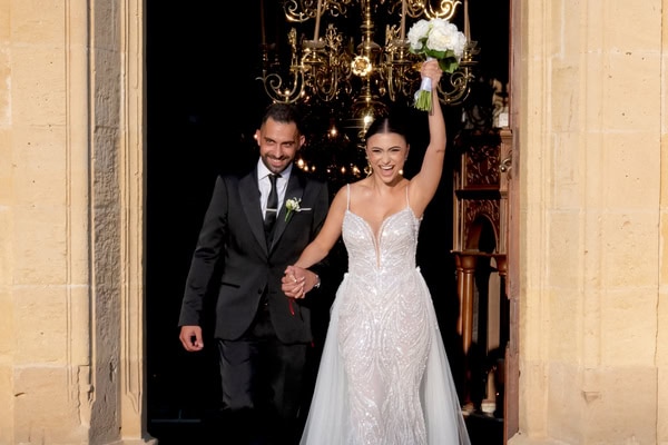 Όμορφος καλοκαιρινός γάμος στη Λευκωσία γεμάτος ρομαντισμό | Μύρια & Δημήτρης