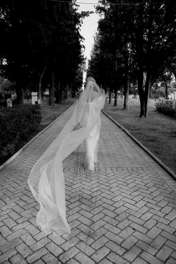 Chic Summer Wedding Thessaloniki All White Florals