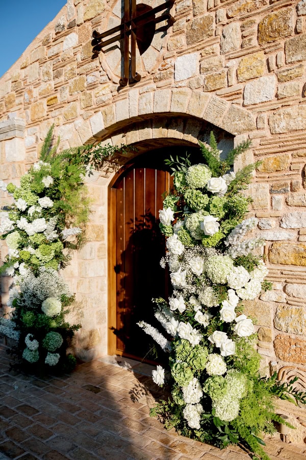 Dreamy Wedding White Impressive Flowers