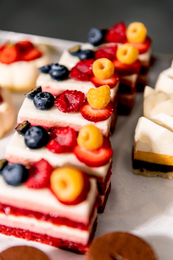 How Mou Floons Sweet Creations Will Make Your Reception Unforgettable