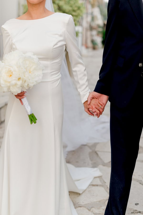 Minimal Chic Wedding With White Hydrangeas And Roses Nafpaktos