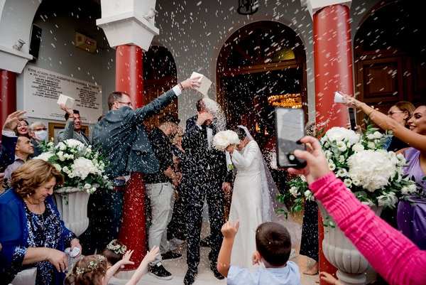 Minimal Chic Wedding With White Hydrangeas And Roses Nafpaktos