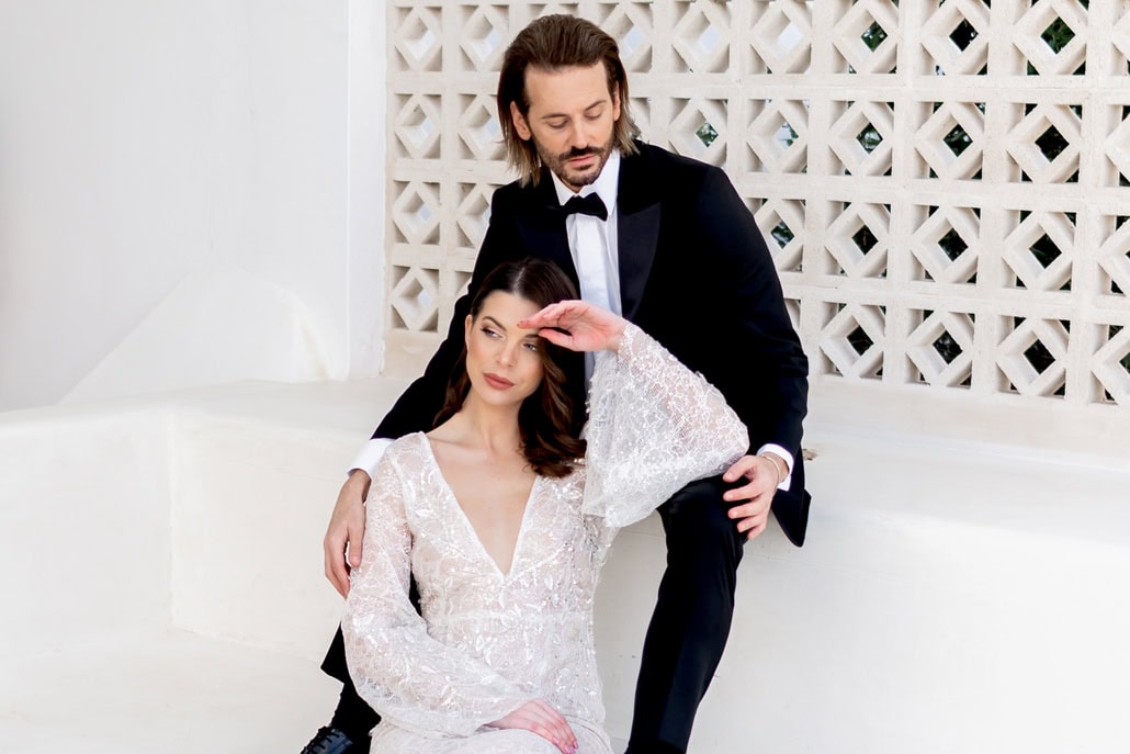 Ρομαντισμός και μοντέρνα αισθητική σε ένα καλοκαιρινό styled shoot με κίτρινα άνθη