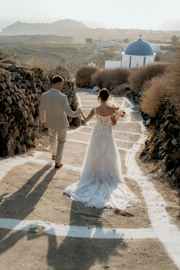 Romantic Elopement Santorini Beautiful Autumnal Hues