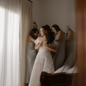 Ρομαντικός φθινοπωρινός γάμος στη Λευκωσία με όμορφες terracotta λεπτομέρειες  | Αννίτα & Σταύρος