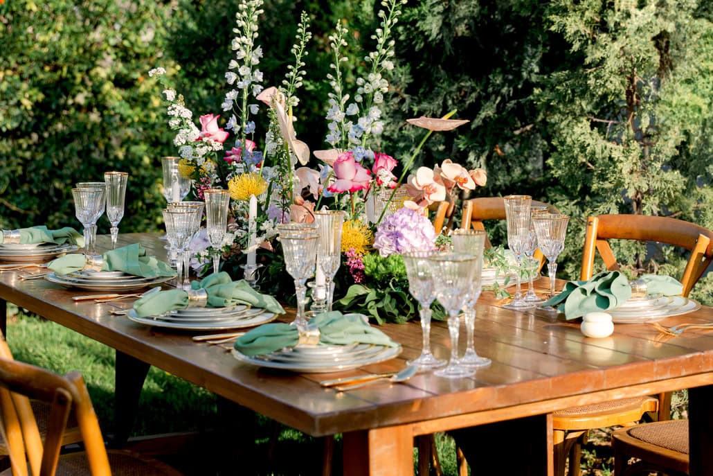 Ρομαντικό styled shoot σε παστέλ αποχρώσεις με τα πιο όμορφα λουλούδια