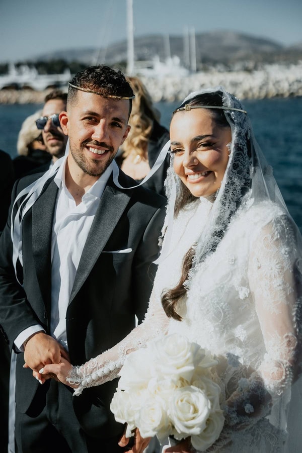 Spring Wedding Roses Hydrangeas White Colors