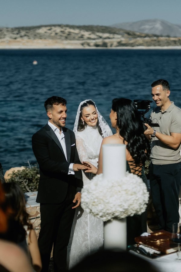Spring Wedding Roses Hydrangeas White Colors