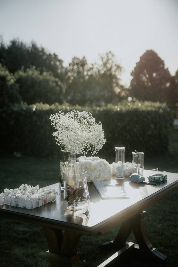 Spring Wedding Roses Hydrangeas White Colors