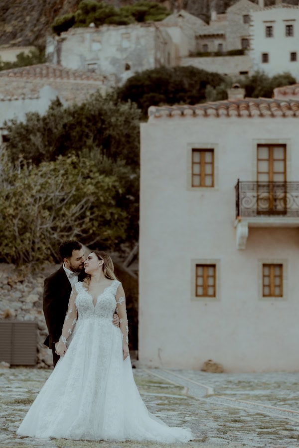 Summer Wedding Athens White Green Shades