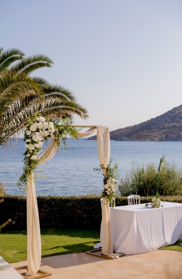 Wedding Full Of Romance Elegance Athens
