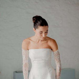 Ένας γάμος στη Σέριφο με διακριτική κομψότητα και ρομαντικές blush λεπτομέρειες | Natacha & Gabriel