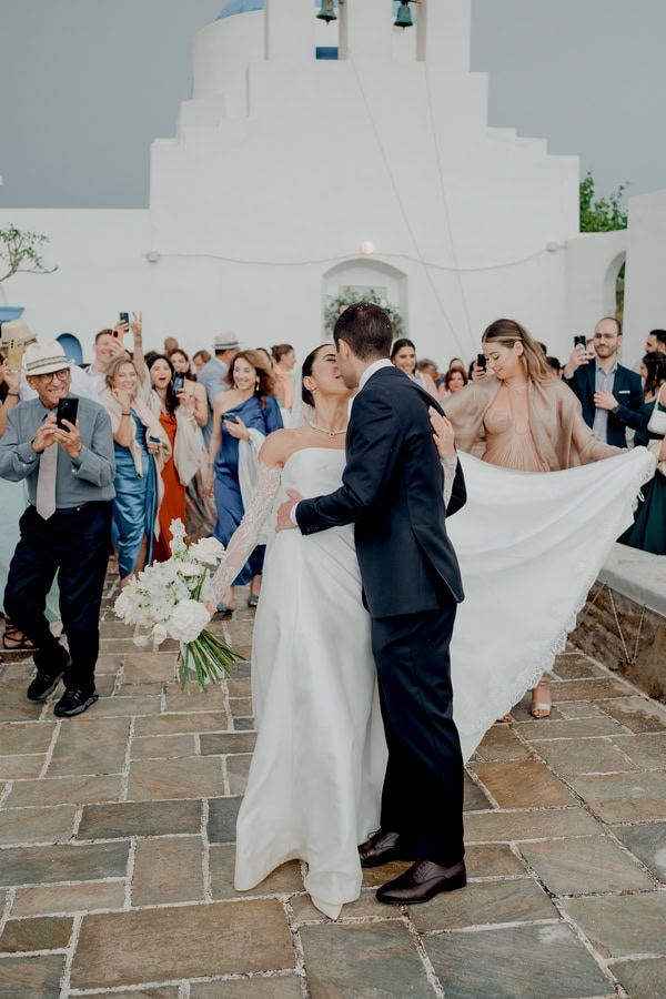 Wedding Serifos Understated Elegance Romantic Blush Details