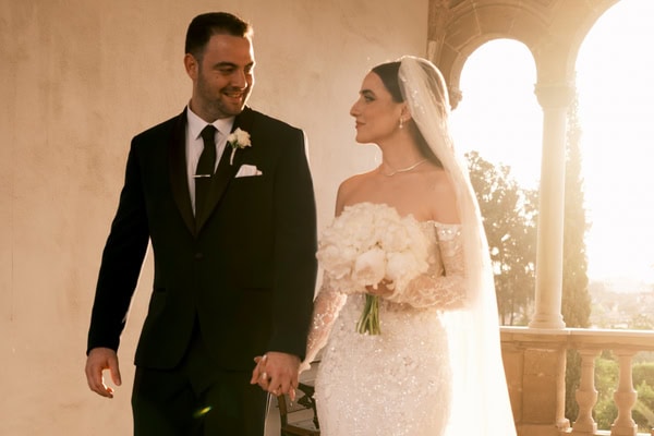 Ολολευκός γάμος στη Λευκωσία με ρομαντικές λεπτομέρειες και διαχρονική αισθητική | Ευαγγελία & Χαράλαμπος