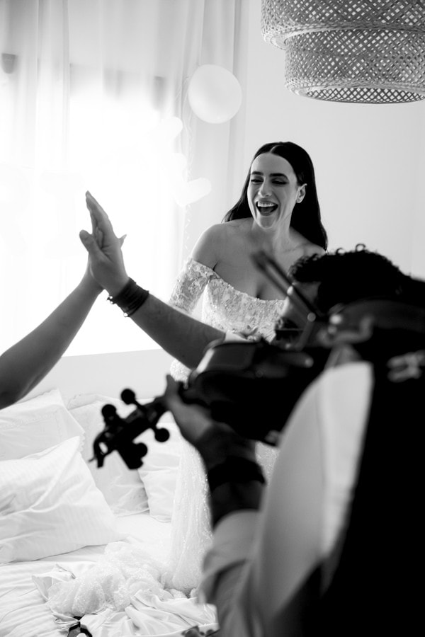 All White Wedding In Nicosia With Romantic Details And Timeless Style