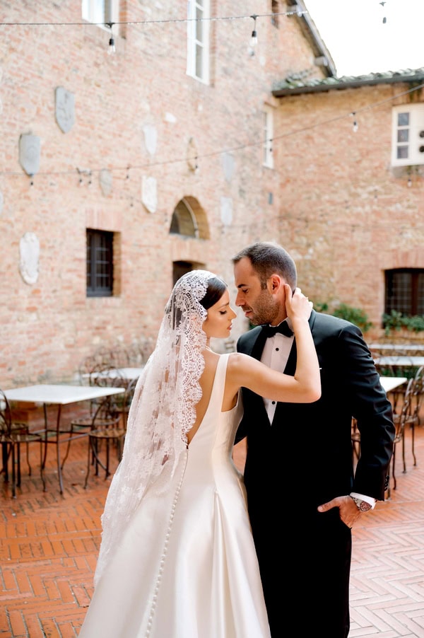 Beautiful Wedding All White Flowers Next Day Tuscany