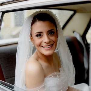 Elegant γάμος στη Λευκωσία με λευκά άνθη και γιορτινή ατμόσφαιρα | Κατερίνα & Ανδρέας