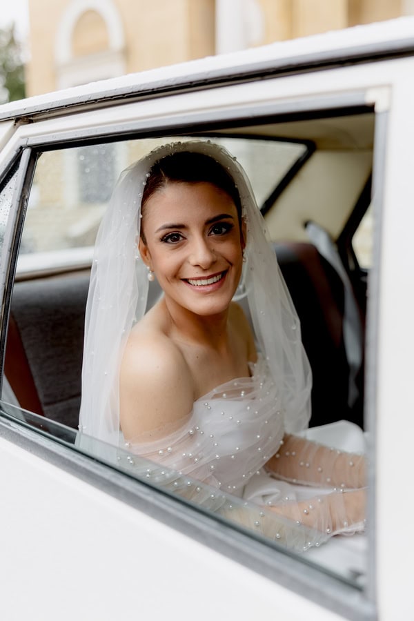 Elegant Wedding In Nicosia With Festive Atmosphere And White Flowers