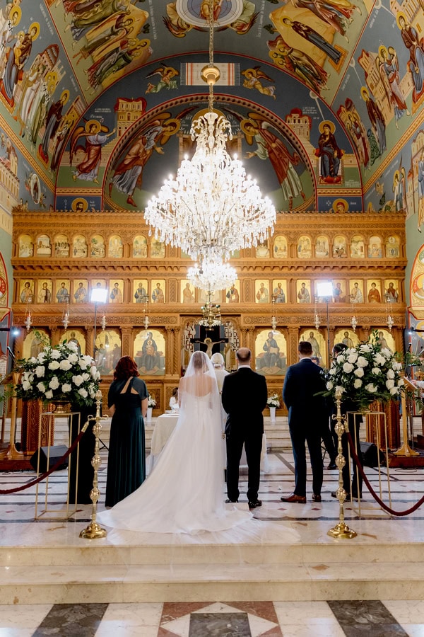 Elegant Wedding In Nicosia With Festive Atmosphere And White Flowers