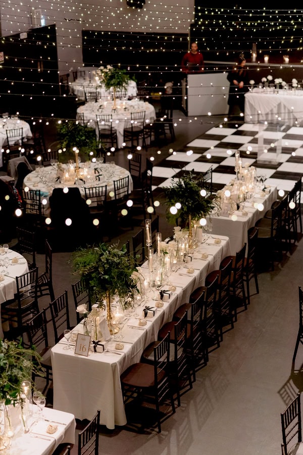 Elegant Wedding In Nicosia With Festive Atmosphere And White Flowers