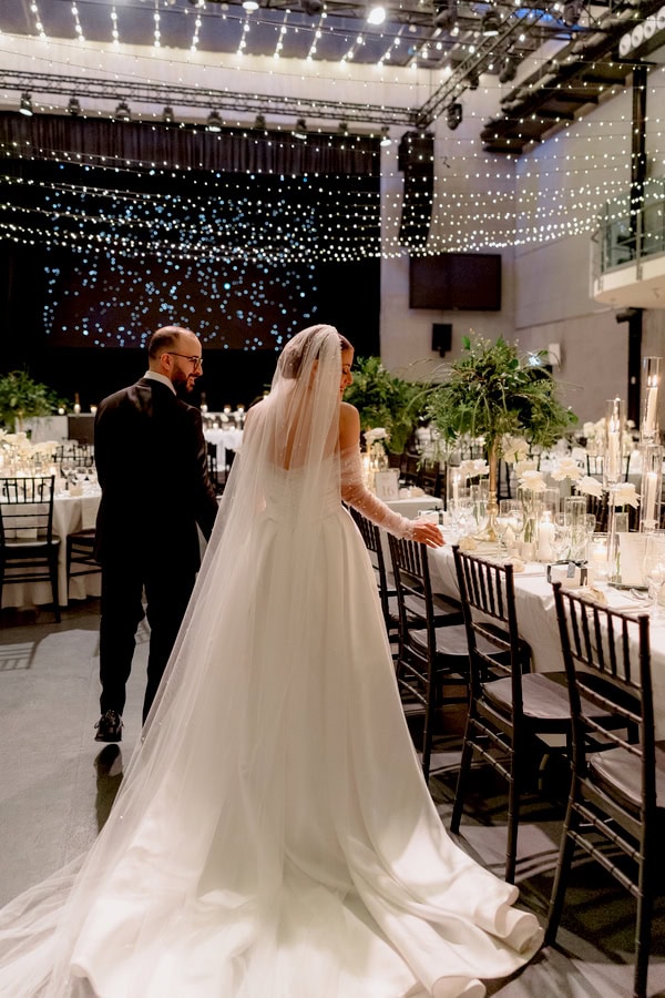 Elegant Wedding In Nicosia With Festive Atmosphere And White Flowers