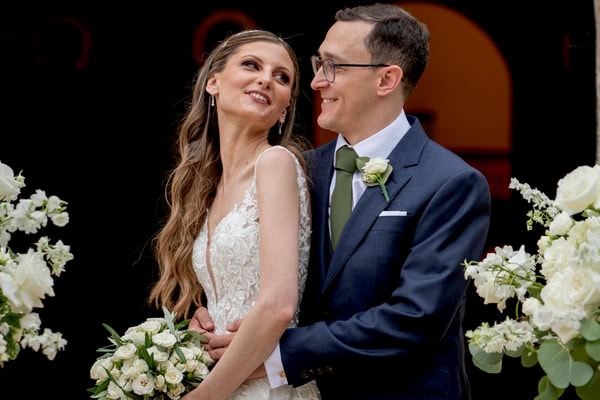 Ρομαντικός ανοιξιάτικος γάμος στο μουσείο οίνου | Στεφανία & José