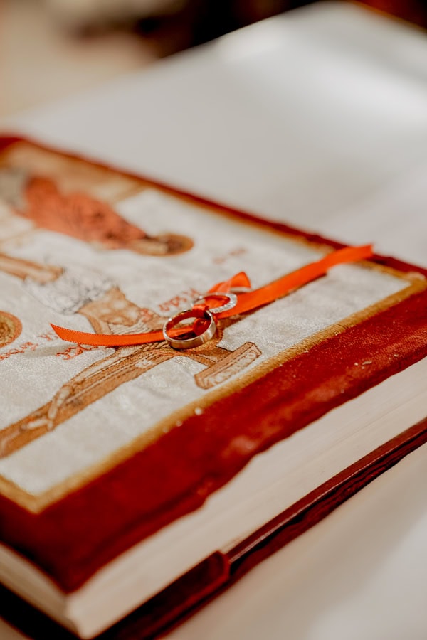 Romantic Summer Wedding With Colorful Flowers At Annabelle Hotel