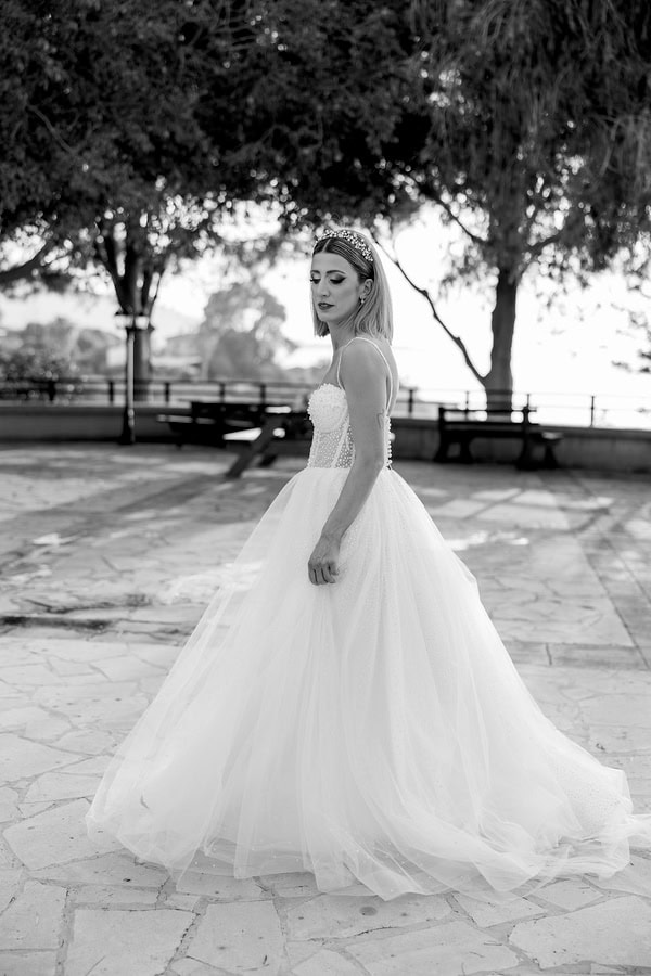 Romantic Summer Wedding With White Flowers And Candles