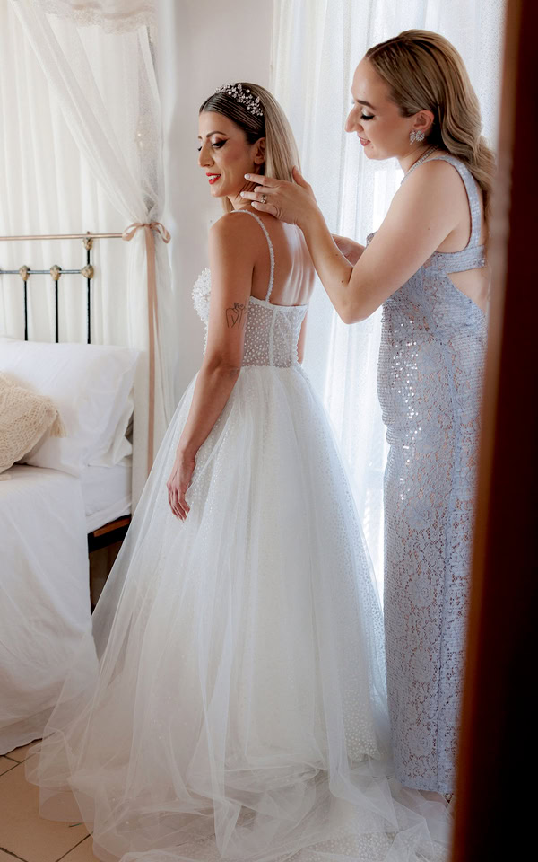 Romantic Summer Wedding With White Flowers And Candles