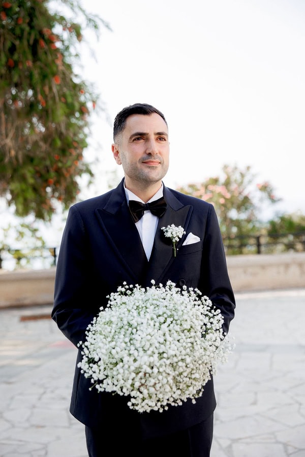 Romantic Summer Wedding With White Flowers And Candles