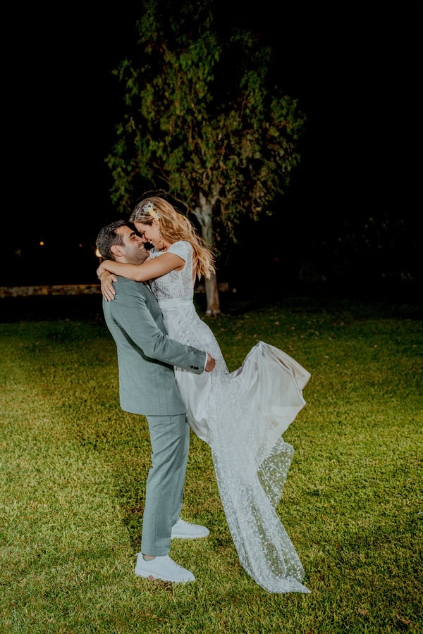 Rustic Wedding With Herbs And Cytherean Flower Decor