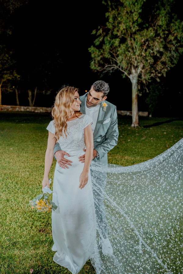 Rustic Wedding With Herbs And Cytherean Flower Decor