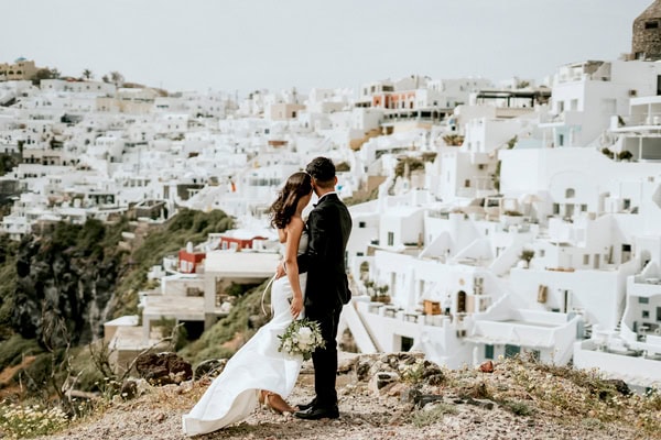 Spring Destination Wedding Santorini White Roses Chic Decor