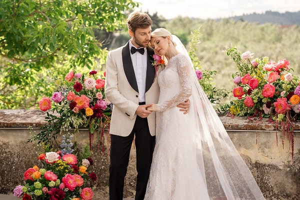 Ένα styled shoot στην Τοσκάνη με διαχρονική κομψότητα και τις πιο όμορφες λεπτομέρειες