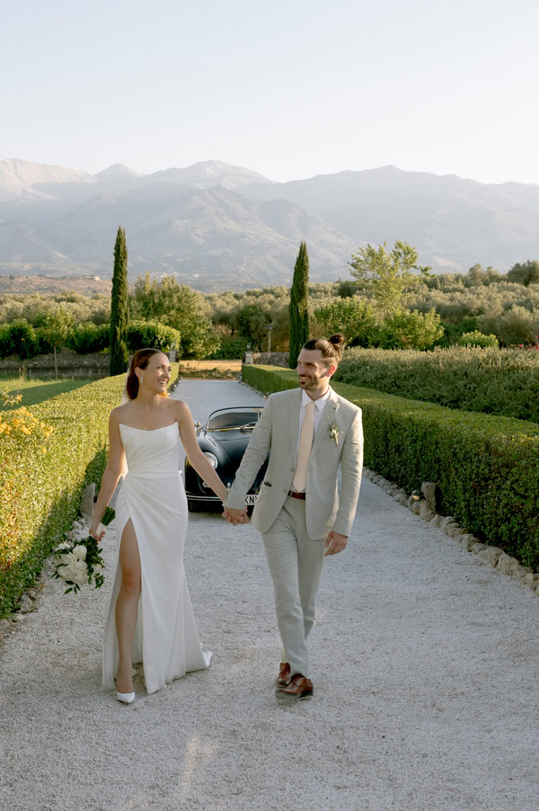 Stylish Spring Wedding In Crete With Mediterranean Inspiration