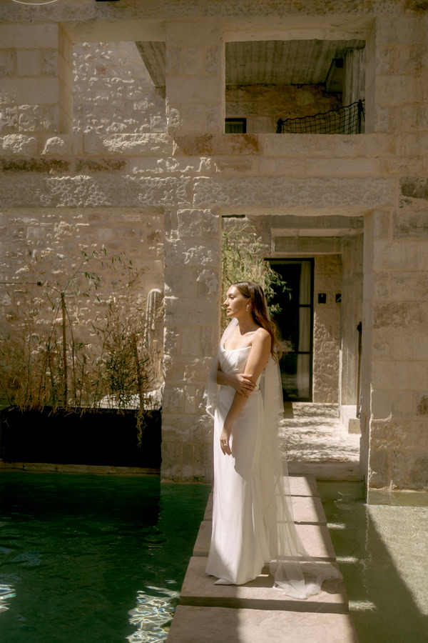 Stylish Spring Wedding In Crete With Mediterranean Inspiration