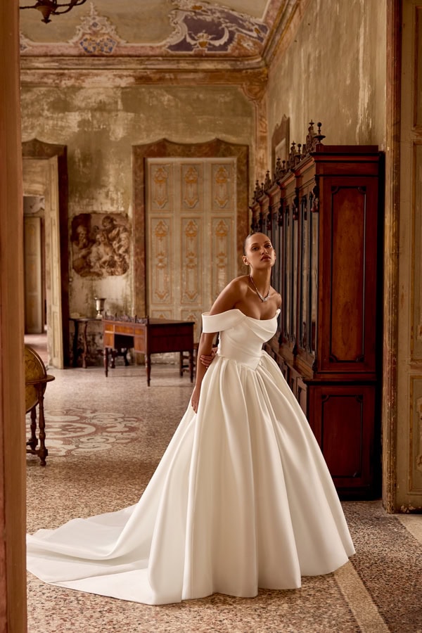 The Bridal Collection Of Justin Alexander That Will Inspire You