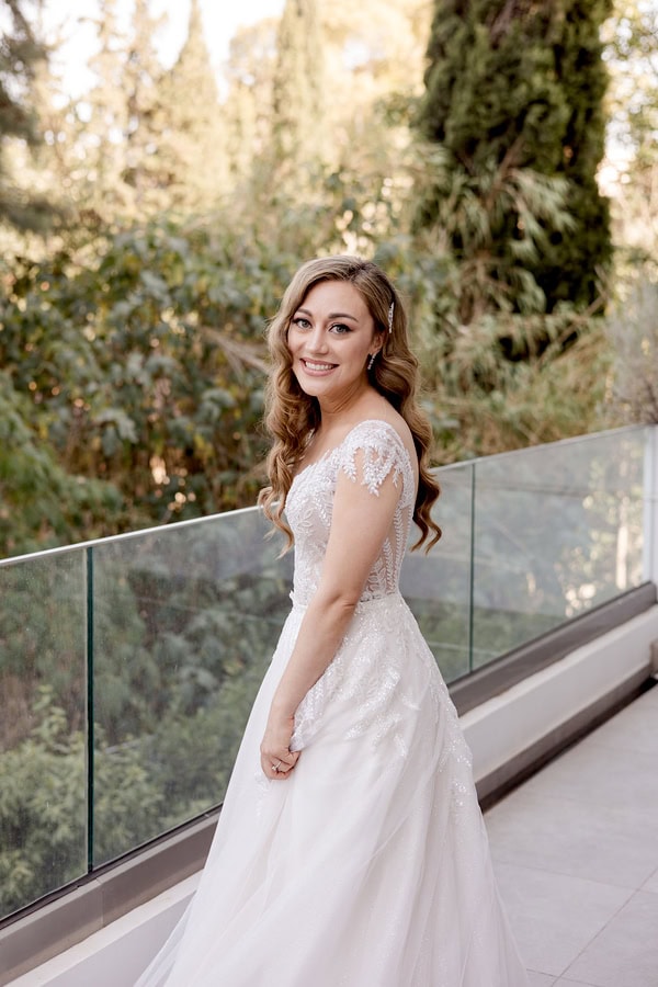 Chic Wedding With Pastel Flowers And Golden Details Ktima Kleopatra