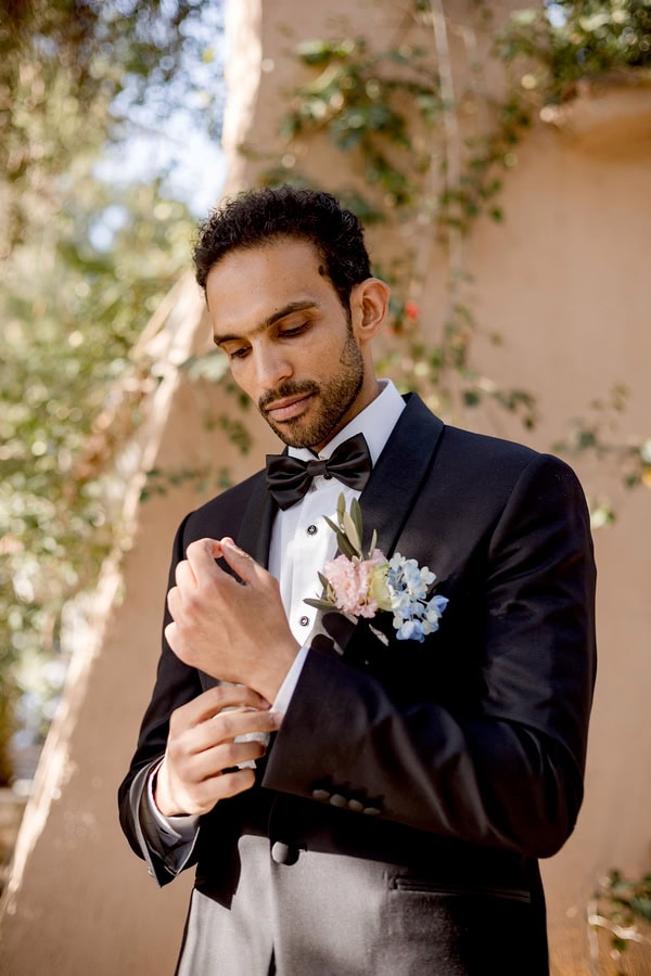 Chic Wedding With Pastel Flowers And Golden Details Ktima Kleopatra