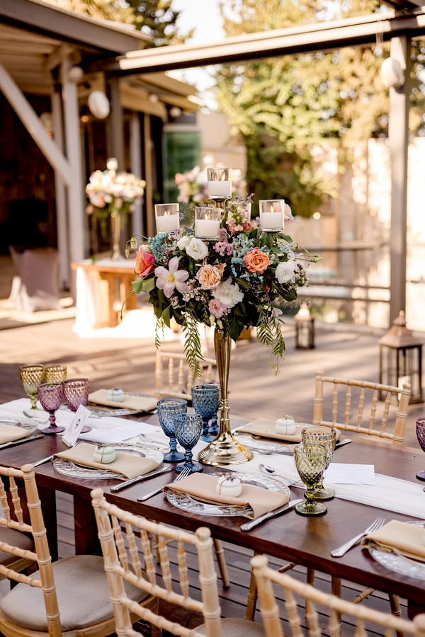Chic Wedding With Pastel Flowers And Golden Details Ktima Kleopatra