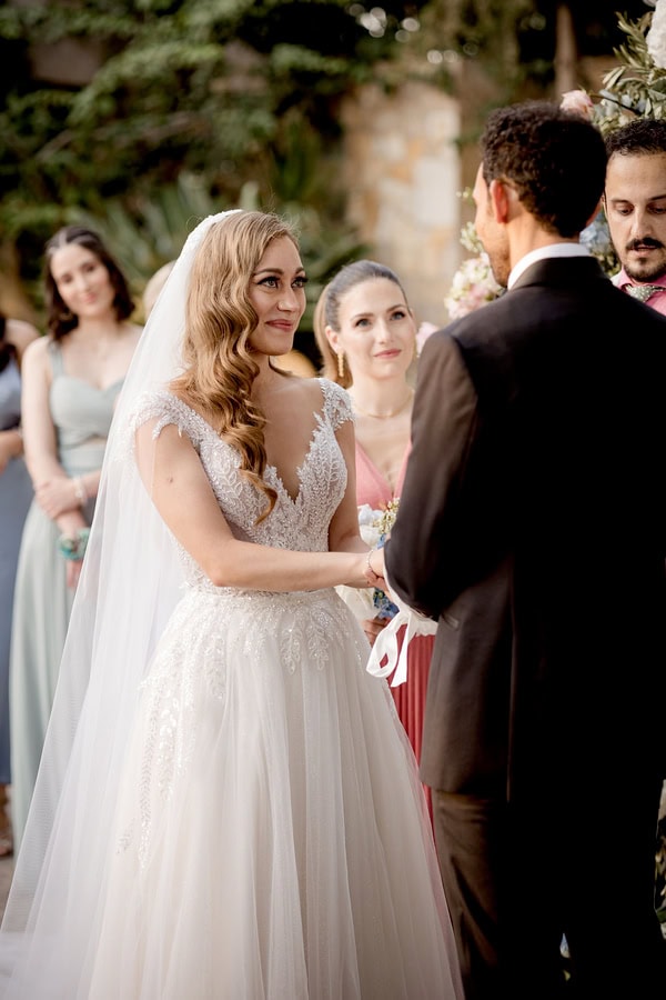 Chic Wedding With Pastel Flowers And Golden Details Ktima Kleopatra