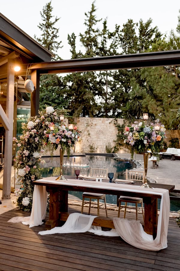 Chic Wedding With Pastel Flowers And Golden Details Ktima Kleopatra