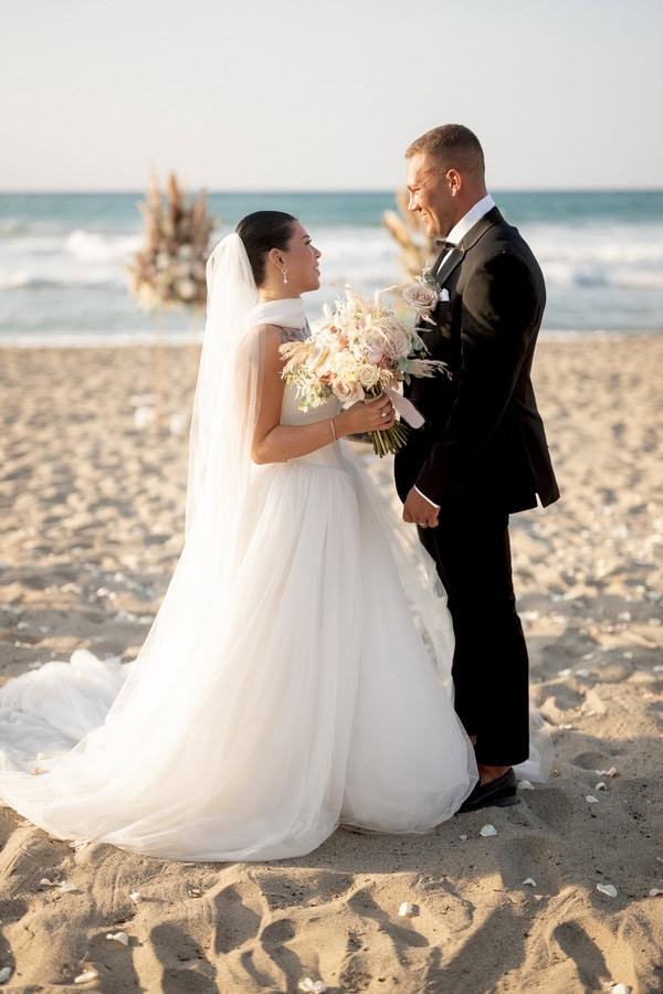 Earthy Toned Beach Wedding With Cozy Boho Style